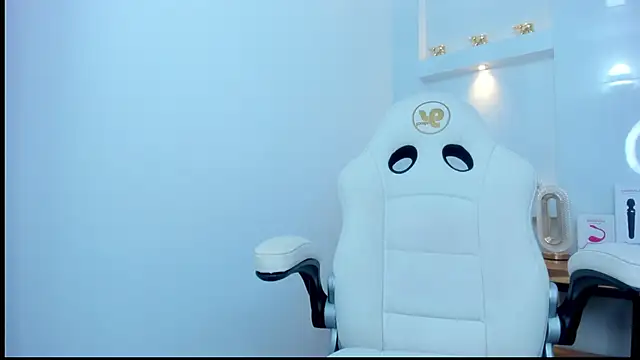 Dalia-Prada online show from 11, 10, 2025