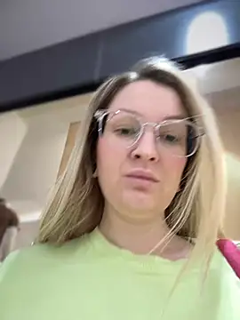 Teya moon  online show from 29, 12, 2024