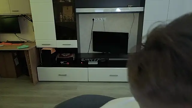 angryzan online show from 25, 2, 2026