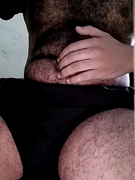 Snapshot of Hairyarabguy chatting on 8, 11, 2025 Hairyarabguy online show from 8, 11, 2025
