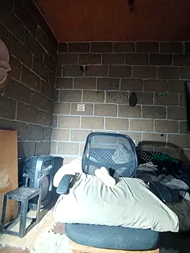 Pitudo20cmm online show from 2, 11, 2025