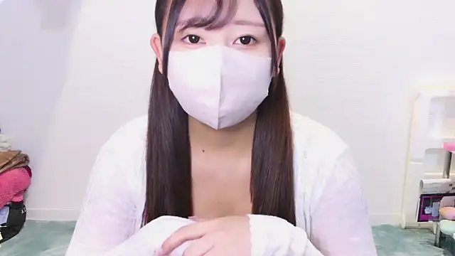 Snapshot of YUTSU_KI chatting on 14, 12, 2024 YUTSU KI online show from 14, 12, 2024