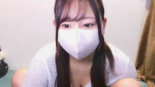Snapshot of YUTSU_KI chatting on 3, 1, 2025 YUTSU KI online show from 3, 1, 2025
