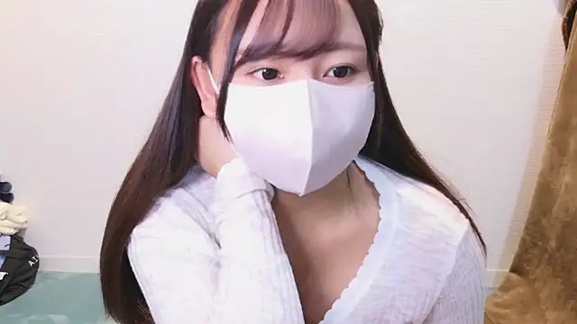 Snapshot of YUTSU_KI chatting on 4, 1, 2025 YUTSU KI online show from 4, 1, 2025