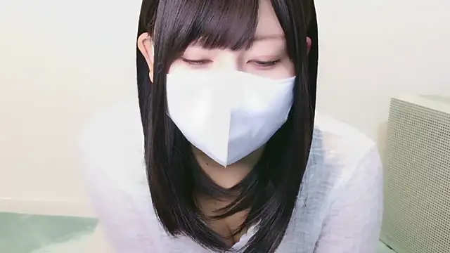 Snapshot of YUTSU_KI chatting on 18, 9, 2025 YUTSU KI online show from 18, 9, 2025