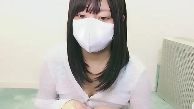 Snapshot of YUTSU_KI chatting on 15, 10, 2025 YUTSU KI online show from 15, 10, 2025