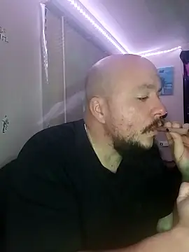 Snapshot of Spunonymous chatting on 21, 12, 2024 Spunonymous online show from 21, 12, 2024