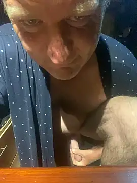 Snapshot of sexycouple109 chatting on 10, 12, 2024 sexycouple109 online show from 10, 12, 2024