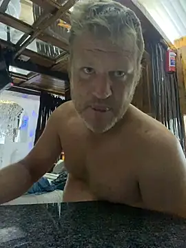 Snapshot of sexycouple109 chatting on 6, 1, 2025 sexycouple109 online show from 6, 1, 2025