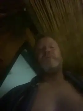 Snapshot of sexycouple109 chatting on 4, 3, 2025 sexycouple109 online show from 4, 3, 2025