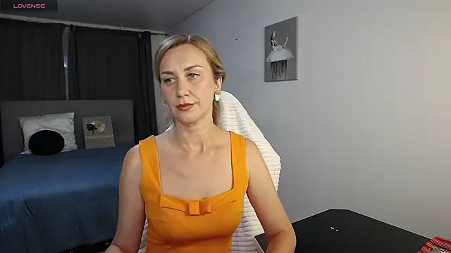 Snapshot of Vanessa_Nowak chatting on 1, 7, 2026 Vanessa Nowak online show from 1, 7, 2026