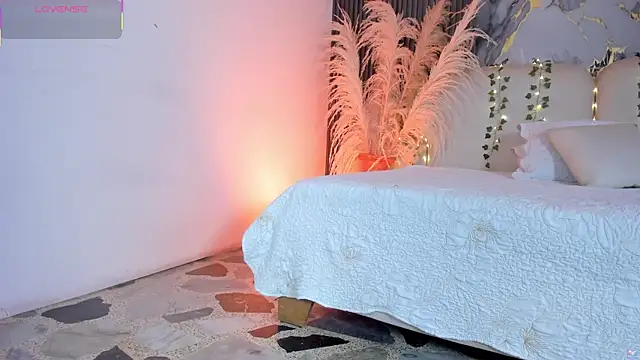 Agathaargent  online show from 11, 1, 2026