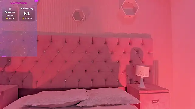 Agathaargent  online show from 16, 2, 2026