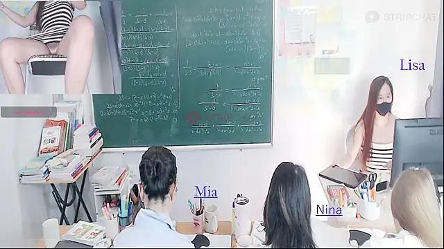 Snapshot of _Math_ chatting on 29, 3, 2026 Math online show from 29, 3, 2026