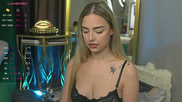 ScarletColes online show from 21, 1, 2025