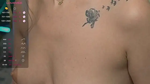 ScarletColes online show from 13, 2, 2025