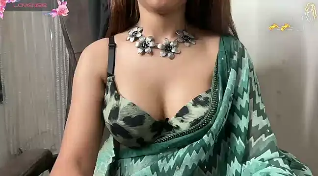 Snapshot of Royal_girl_1 chatting on 21, 12, 2024 Royal girl 1 online show from 21, 12, 2024
