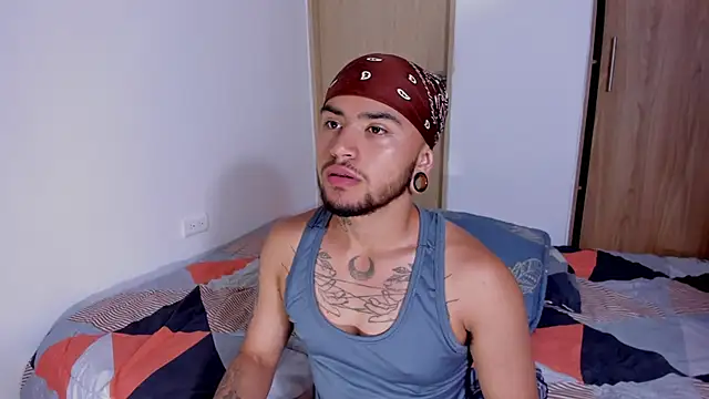 ftmphilip  online show from 4, 1, 2025