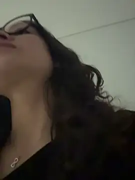 Megan Rodrigo online show from 7, 7, 2026