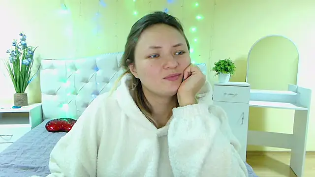 SallyVerda online show from 6, 2, 2025