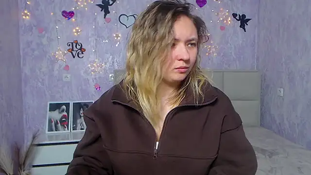 SallyVerda online show from 21, 2, 2025