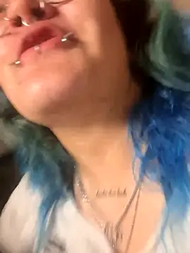 Snapshot of lucky-leah chatting on 22, 7, 2026 lucky-leah online show from 22, 7, 2026