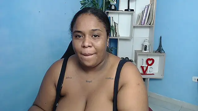 Snapshot of bbw_charlote chatting on 1, 2, 2025 bbw charlote online show from 1, 2, 2025