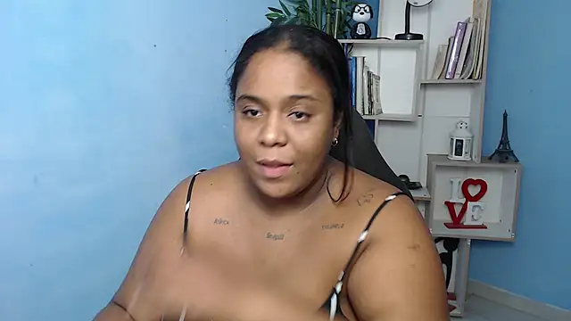 Snapshot of bbw_charlote chatting on 7, 2, 2025 bbw charlote online show from 7, 2, 2025