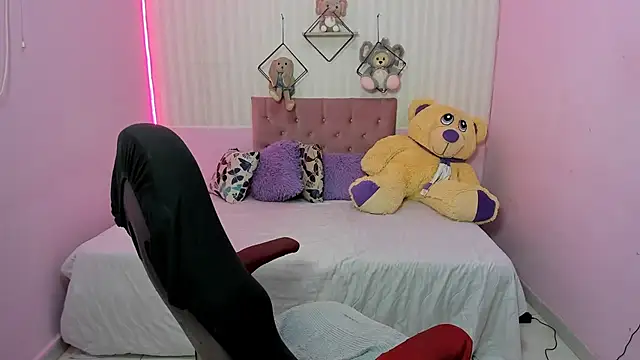 Snapshot of bbw_charlote chatting on 5, 11, 2025 bbw charlote online show from 5, 11, 2025