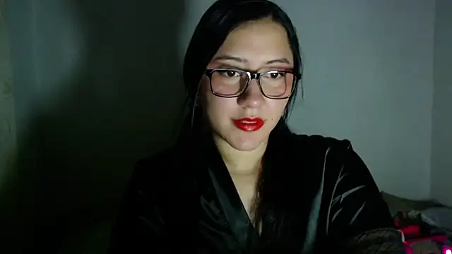 Snapshot of LuciaTomson chatting on 8, 7, 2026 LuciaTomson online show from 8, 7, 2026