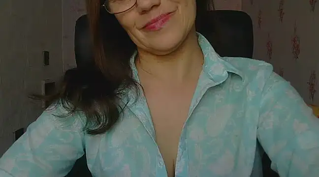 KittyyLaBeauty online show from 21, 3, 2025