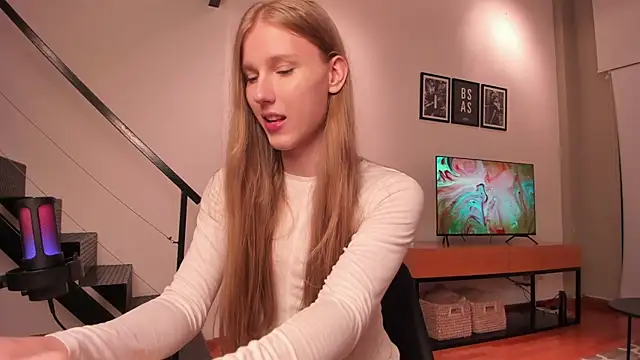 Mira Lite online show from 6, 4, 2026