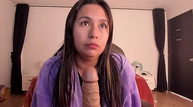  Natalie18 online show from 1, 2, 2025