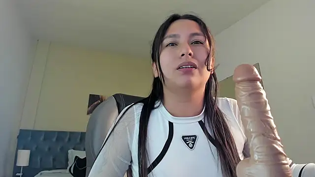  Natalie18 online show from 2, 2, 2025