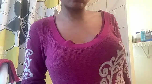 MommyConfident online show from 17, 2, 2025