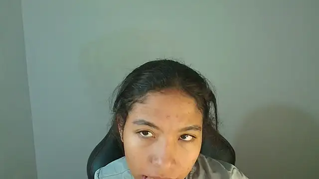 Snapshot of samy_jonnes_ chatting on 29, 10, 2025 samy jonnes online show from 29, 10, 2025