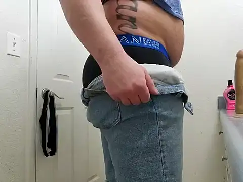 Snapshot of Fuckmyassg00d chatting on 4, 3, 2025 Fuckmyassg00d online show from 4, 3, 2025