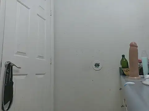 Snapshot of Fuckmyassg00d chatting on 8, 9, 2025 Fuckmyassg00d online show from 8, 9, 2025