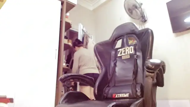 Alisa Hotfeeling online show from 23, 2, 2025