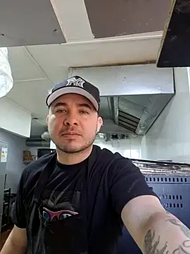 Victorjose3030 online show from 11, 10, 2025