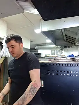 Victorjose3030 online show from 30, 10, 2025