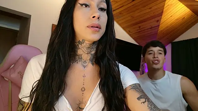 Snapshot of Juana_777 chatting on 4, 10, 2025 Juana 777 online show from 4, 10, 2025