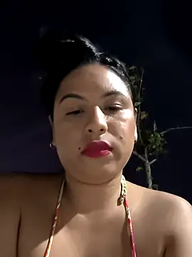 Snapshot of Francesca_ferrari chatting on 1, 3, 2025 Francesca ferrari online show from 1, 3, 2025