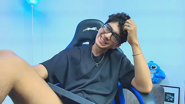 TylerWhite  online show from 12, 9, 2025