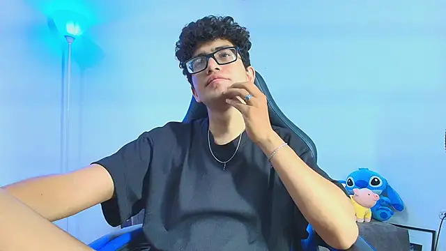 TylerWhite  online show from 24, 9, 2025