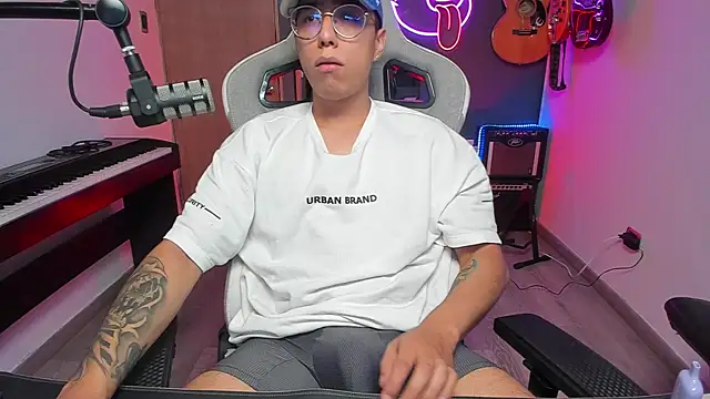 Snapshot of granxarma960 chatting on 11, 1, 2025 granxarma960 online show from 11, 1, 2025