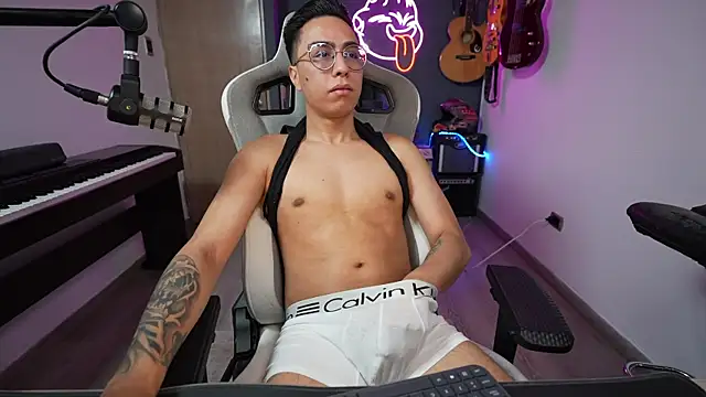 Snapshot of granxarma960 chatting on 3, 2, 2025 granxarma960 online show from 3, 2, 2025