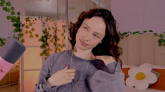 Snapshot of Meow_Nancy chatting on 17, 6, 2026 Meow Nancy online show from 17, 6, 2026