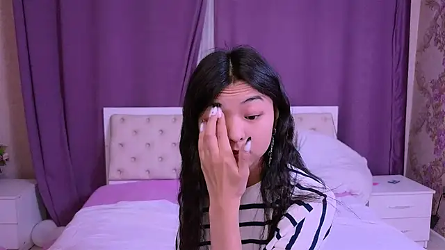 Shy Kira online show from 19, 2, 2025