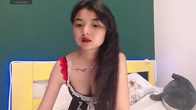 Snapshot of Shy_Kira chatting on 2, 6, 2026 Shy Kira online show from 2, 6, 2026
